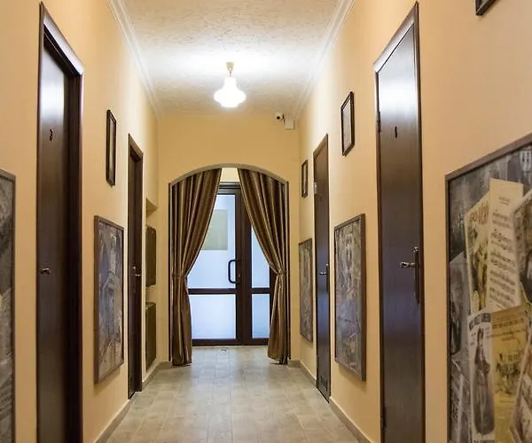 Skarbek's * リヴィウ