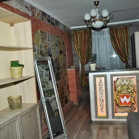 Ostello Skarbek's *