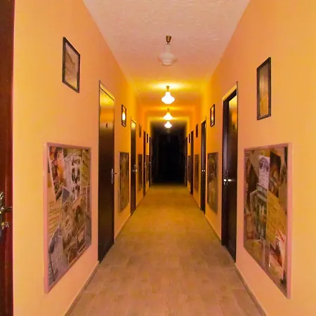 Ostello Skarbek's *